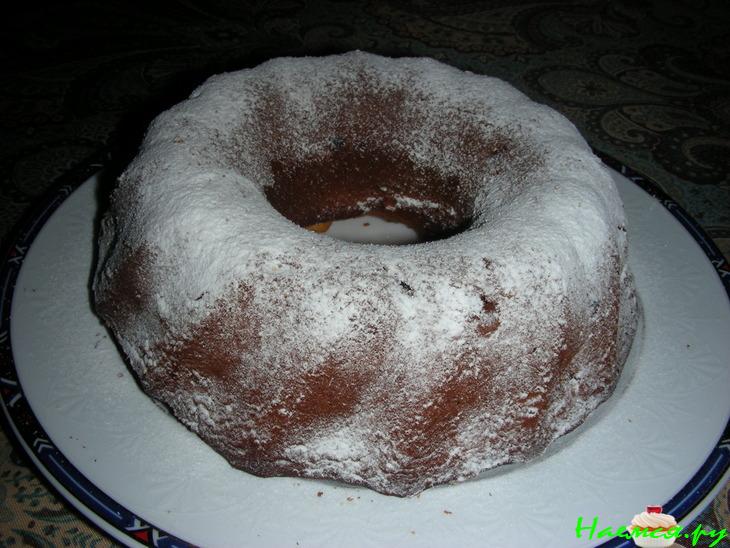 Кекс "Вишенка и Изюминка"