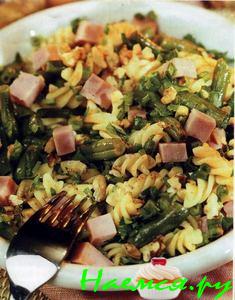 Салат из макарон и фасоли