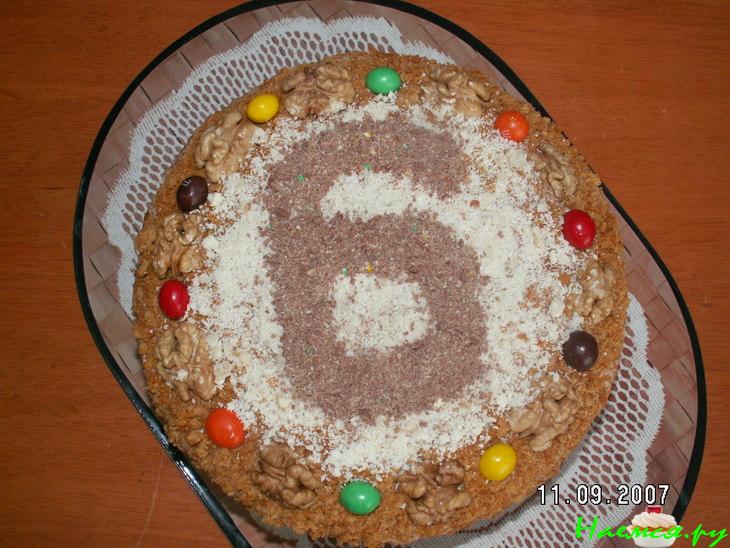 Торт "Медовик" со сгущенкой Торт "Медовик" со сгущенкой