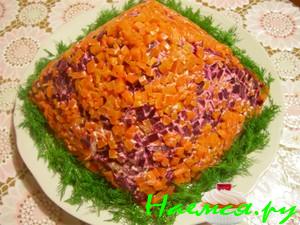 Салат "Пирамида" Салат "Пирамида"