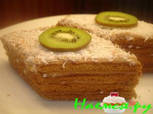 Пирожные медовые с заварным кремом Пирожные медовые с заварным кремом