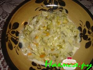 Тушеная молодая капуста