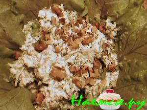 Сыр с салатом