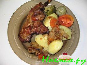 Гусиные ножки с яблоками и картофельным гарнирчиком Гусиные ножки с яблоками и картофельным гарнирчиком