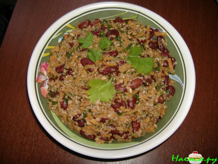 Лобио с орехами Лобио с орехами