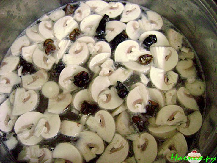 Каша ячменная с грибами