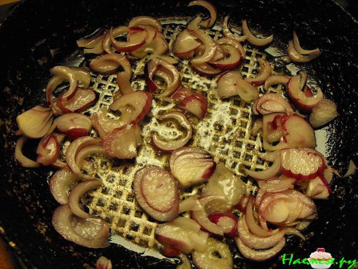 Сырная запеканка с помидорами и ветчиной