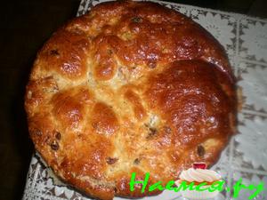 Булка формовая с изюмом и курагой Булка формовая с изюмом и курагой