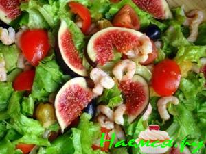 "Салат с крилем и инжиром"
