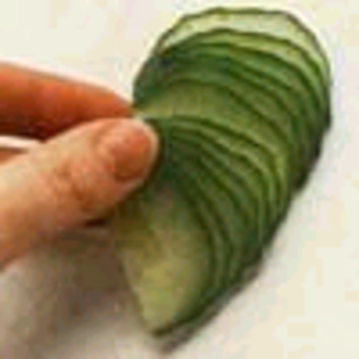 Бордюрчик из огурцов