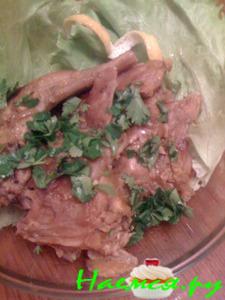 Кролик под карамельно-апельсиновым соусом