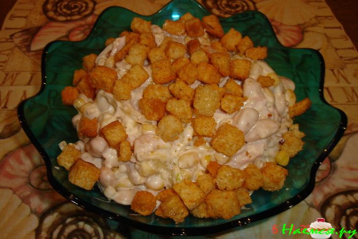 Салат "Сытный" с копченым окорочком