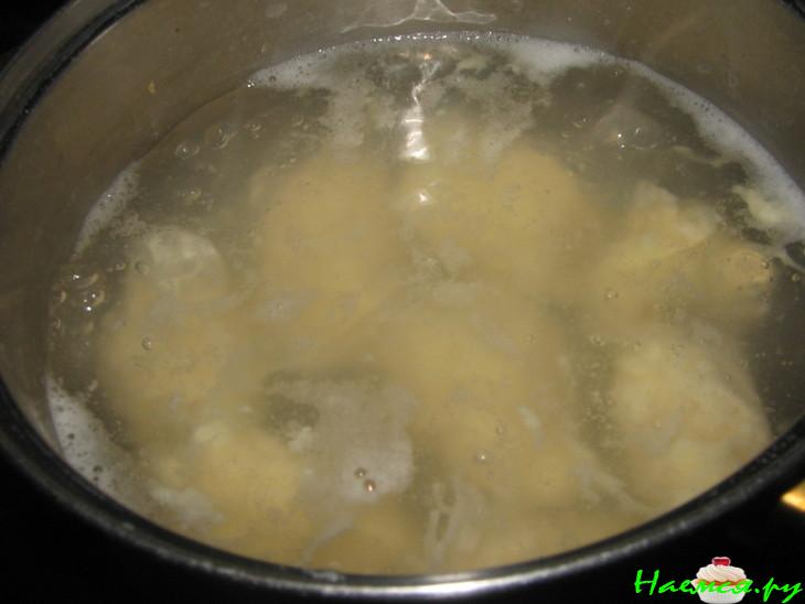 Кнедлики чешские из сырого картофеля