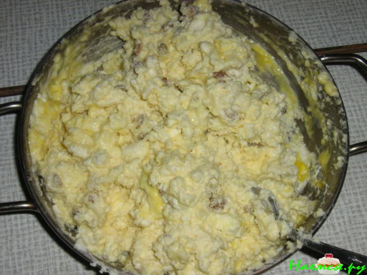 Творожный десерт с манкой