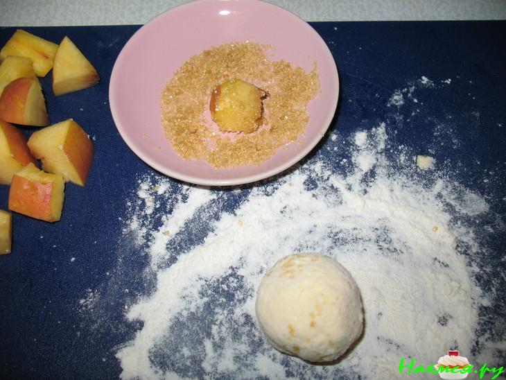 Творожные кнедлики с фруктами