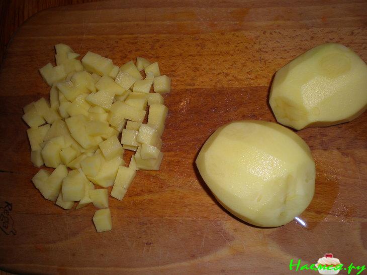 Сырный суп с красной рыбой, заодно солим рыбку