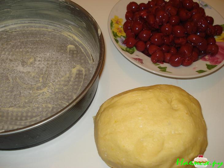 Пирог творожный "Вишенка"