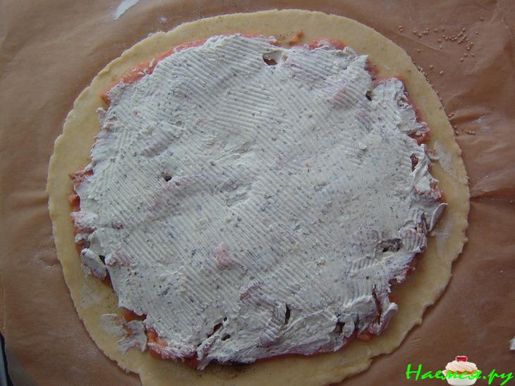 Пирог-рулет с рыбой