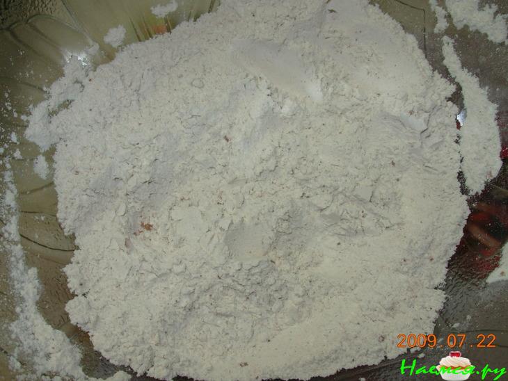 Торт-мороженое со свежей вишней