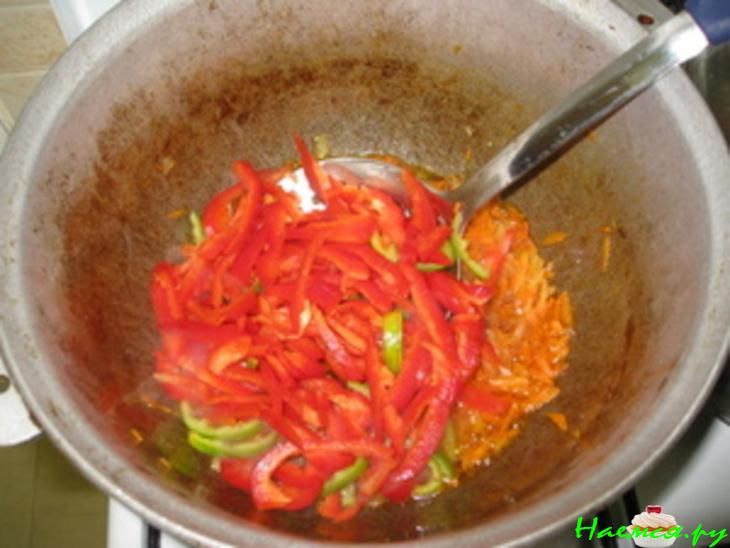 Бамия с овощами в томате