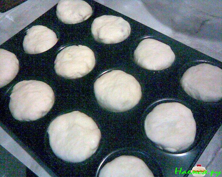 Постные булочки с рыбной икрой (икра минтая) Постные булочки с рыбной икрой (икра минтая)