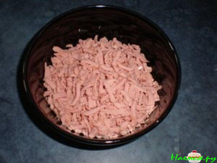 Картофельные котлетки с сосисками и сыром Картофельные котлетки с сосисками и сыром