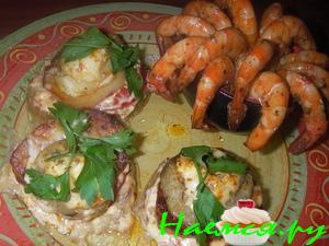 Креветки в белом вине с овощными башенками Креветки в белом вине с овощными башенками