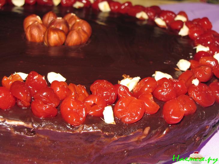 Шоколадный тортик с нежным белым центром