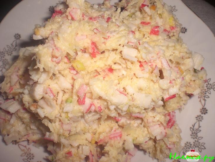 Фаршированный болгарский перец сыром и крабовыми палочками