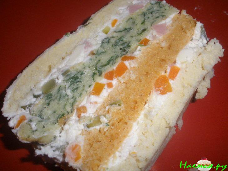 Закусочный трехслойный торт