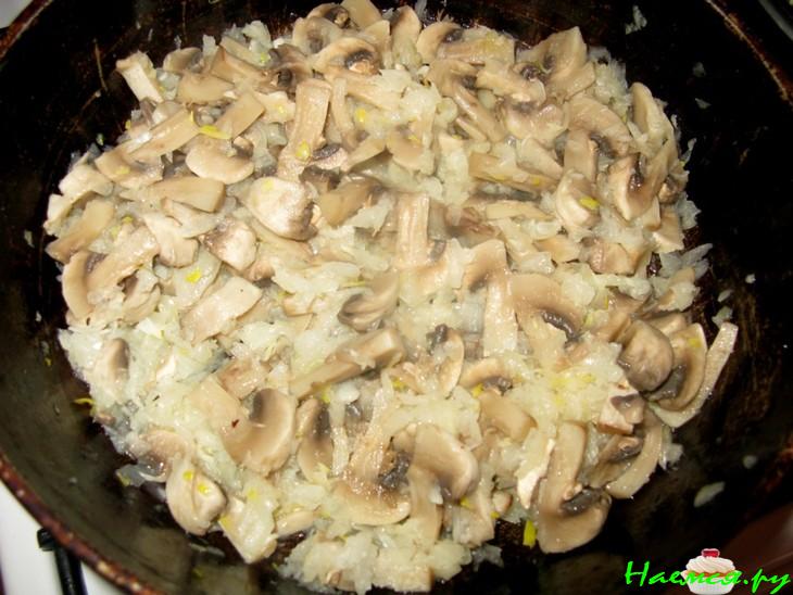 Судак с шампиньонами Судак с шампиньонами