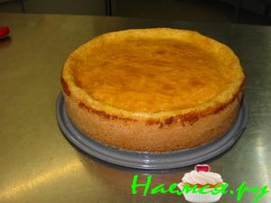 Персиковый торт со сливочным кремом