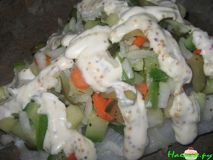 Рыба запеченная с овощами и французской горчицей