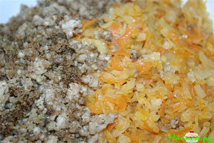 Сочный капустный пирог с куриным фаршем Сочный капустный пирог с куриным фаршем