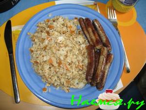 Рис с луком, морковкой и яйцом