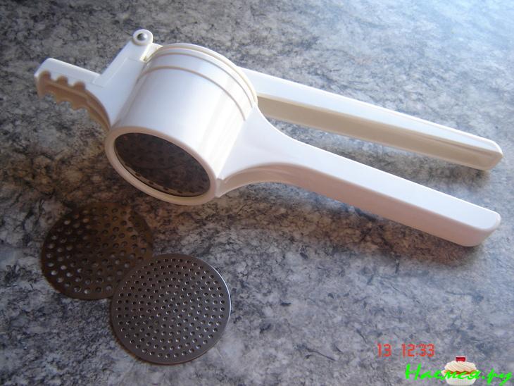 Макароны с сыром по-швабски (шпецле с сыром) Макароны с сыром по-швабски (шпецле с сыром)