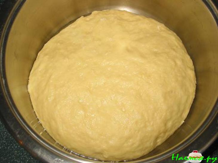 Булочки с яблоком из быстрого теста