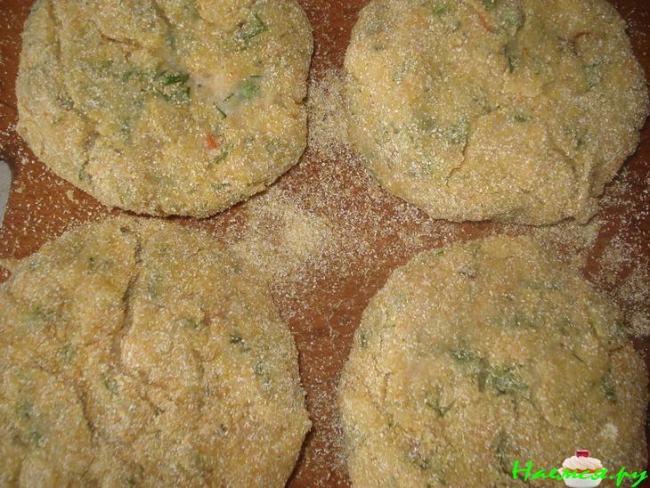 Котлеты из форели с овощами