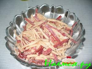 Салат с крабовыми палочками и болгарским перцем