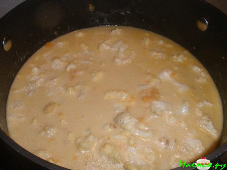 Суп-пюре из цветной капусты и сладкого картофеля Суп-пюре из цветной капусты и сладкого картофеля