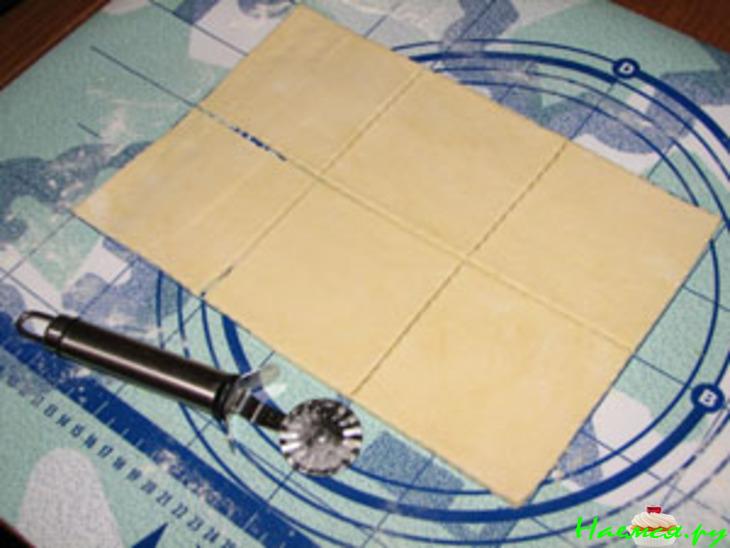 Экзотические 'кармашки' с творогом и фруктами