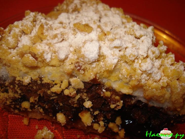 Торт Штрейзельский с черносливом и сливовым повидлом Торт Штрейзельский с черносливом и сливовым повидлом