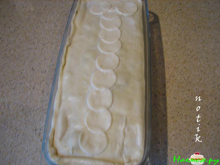 Картофельно-грибная бабка под корочкой из слоеного теста