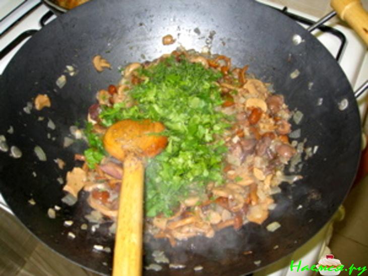 Грибы с луком Грибы с луком