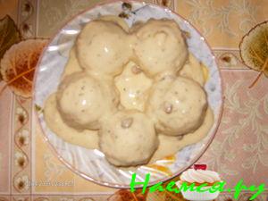 Кнедлики с соусом Кнедлики с соусом