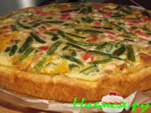 Киш с курицей и стручковой фасолью