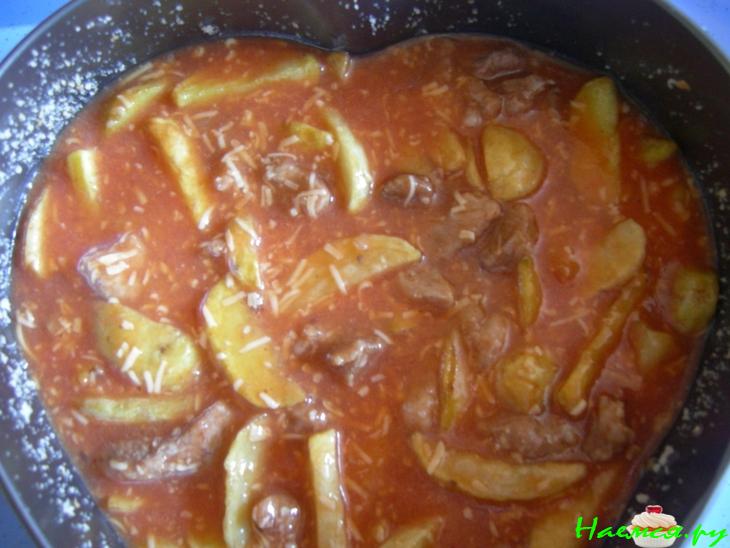 Фритатта с картофелем и свининой