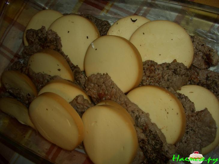 Говядина с колбасным сыром