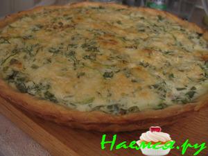 Киш с фаршем и кабачком