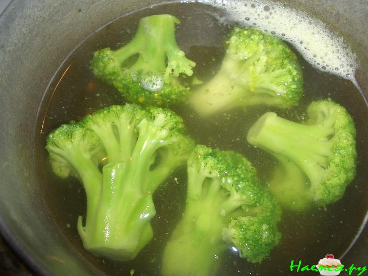 Суп с брокколи и сыром